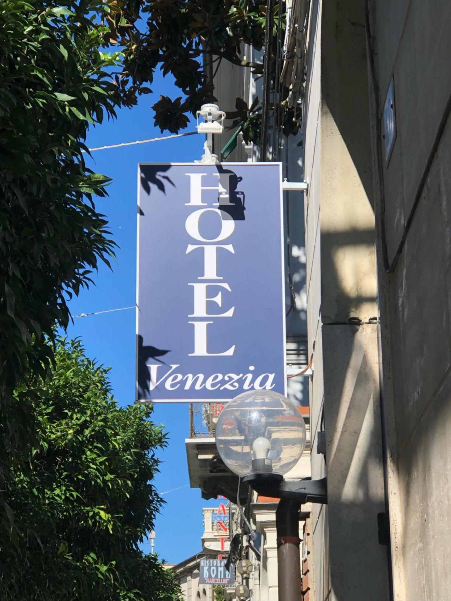 Hotel Venezia ลาสเปเซีย ภายนอก รูปภาพ